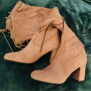 Pierre Dumas Alessa-2 Taupe Suede Slouch Boots Size 11